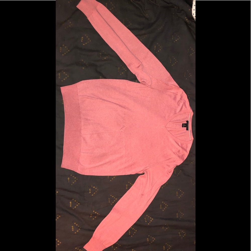 Banana Republic long sleeve v-neck sweater